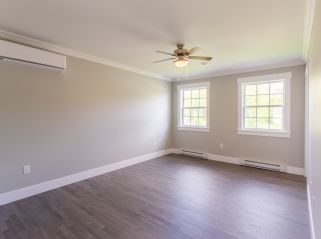 15 WILLOWDALE 13 15 WILLOWDALE 13