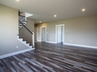 8 CARTER CRES 15 8 CARTER CRES 15